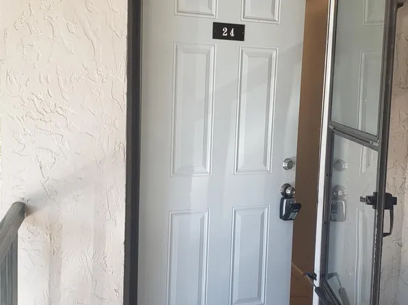 2013 San Marcos Dr SE APT 24, Winter Haven, FL 33880