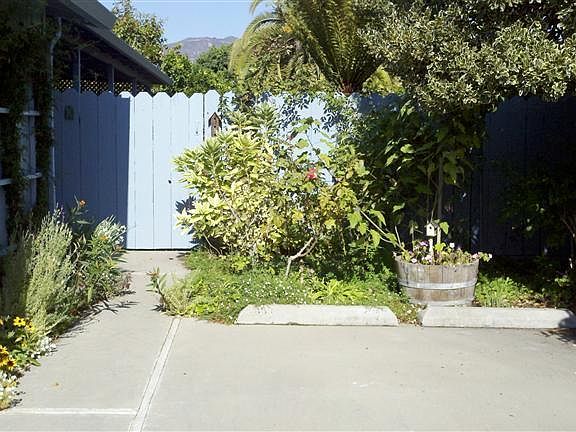 5th image of 1032 Kerry Dr