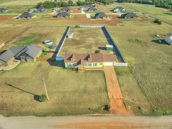 29937 E 830th Rd, Cashion, OK 73016