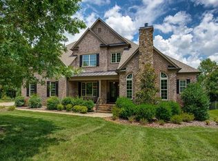 7612 Polyantha Rose Cir, Matthews, NC 28104