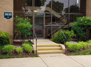 3630 Gleneagles Dr #8-2C, Silver Spring, MD 20906