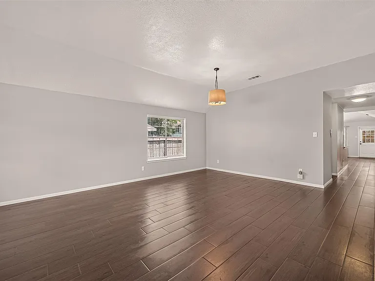 22619 Old Church Ln — Photo 13