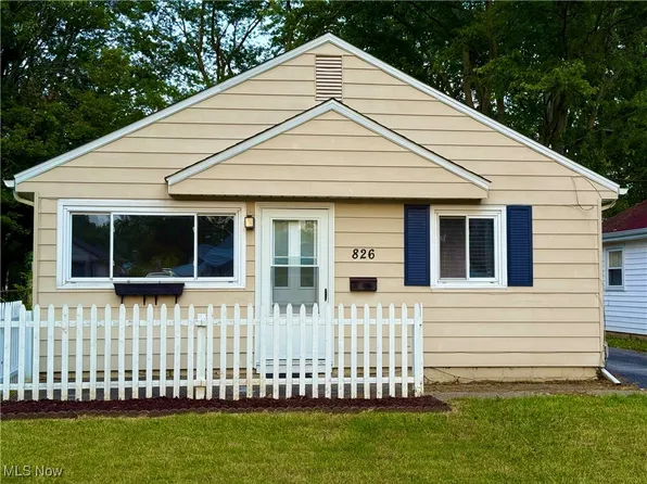 826 S Logan St, Elyria, OH 44035