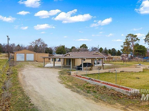 2nd image of 4001 Jessie Ln