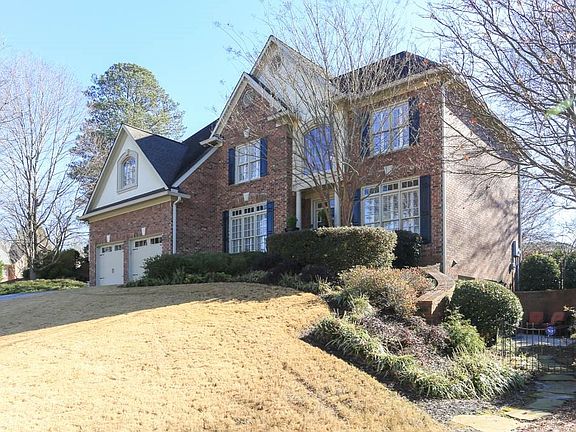 3rd image of 4422 Waterbury Ln