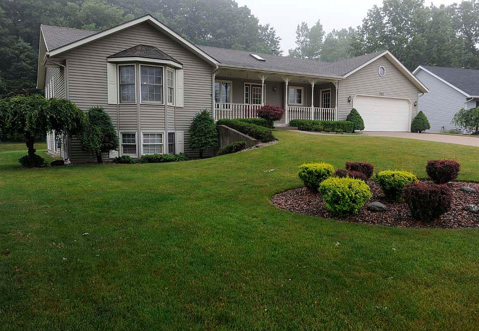 1st image of 7512 Yorkshire Dr