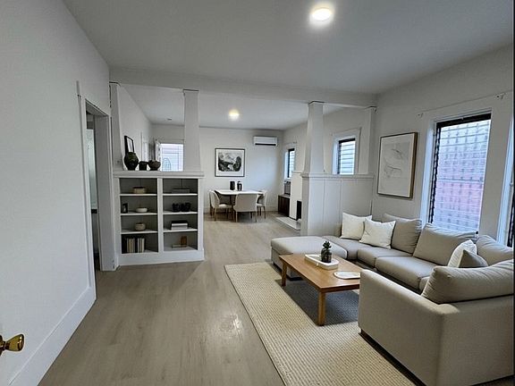3rd image of 2035 NW 26th St Front 1