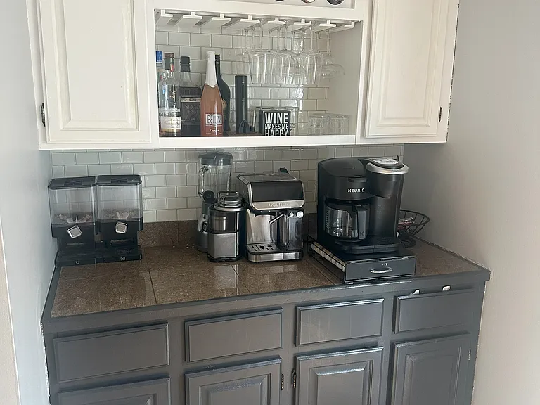 380 Hitchcock Rd — Photo 12