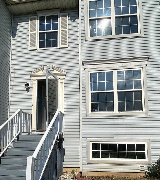 1st image of 104 Buckson Ct