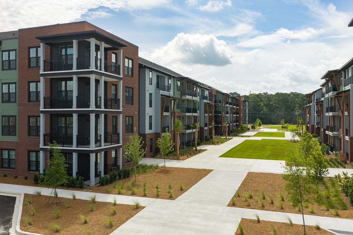 The Residences at Sawmill