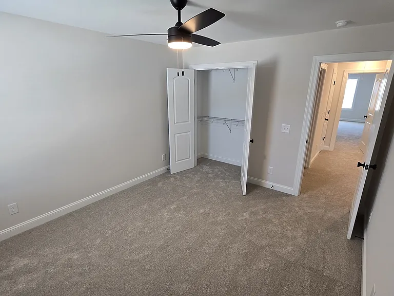 4301 Laurel Ridge Dr — Photo 43