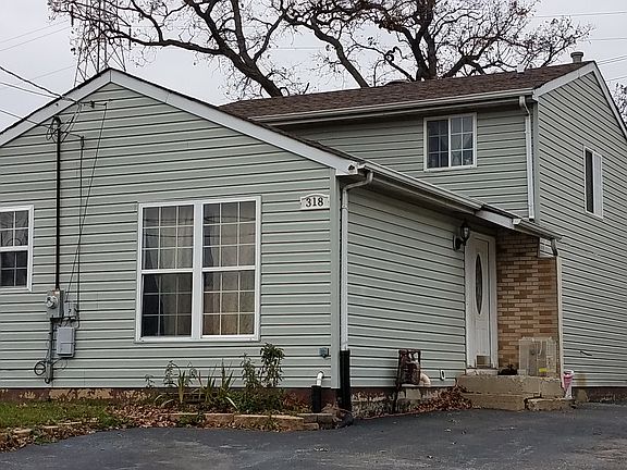 3rd image of 318 E Clarendon Dr