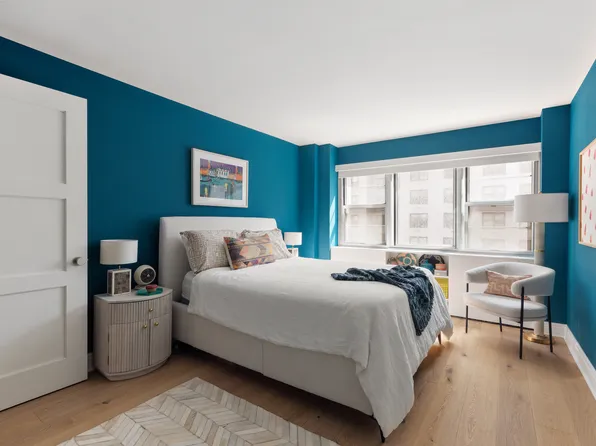 39 Gramercy Park North image 5 of 7