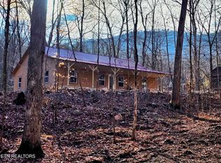 1827 Old Chilhowee Loop, Seymour, TN 37865