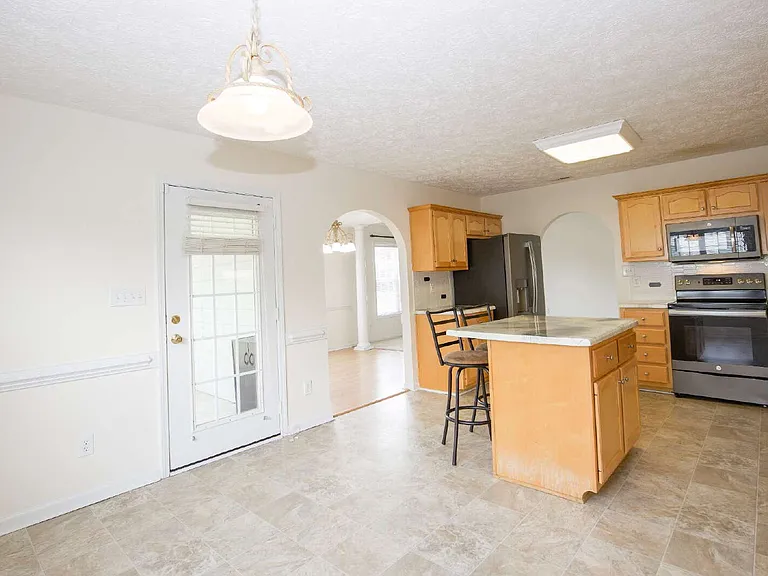 106 Harvest Ln — Photo 26