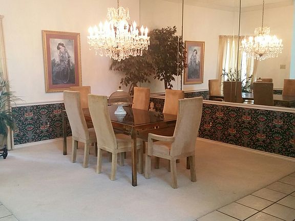 Formal Dining