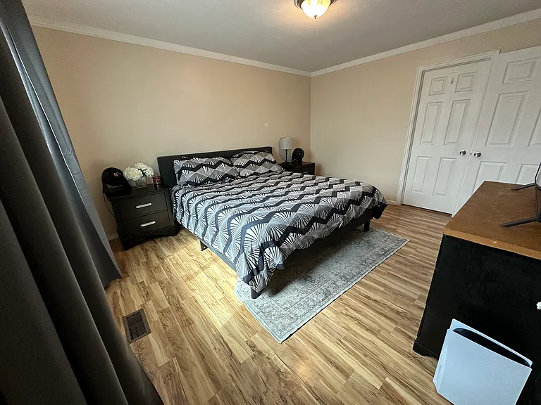 5589 W Lilac Ave — Photo 6
