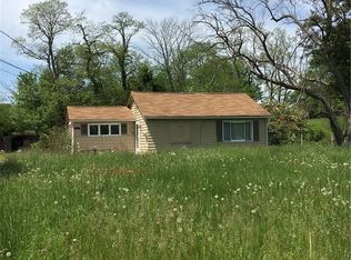 1684 Columbia Rd, Valley City, OH 44280