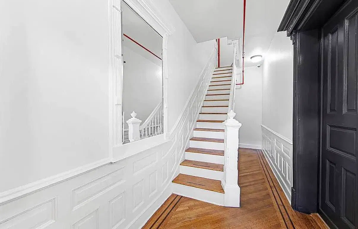 371 Mac Donough Street — Photo 2