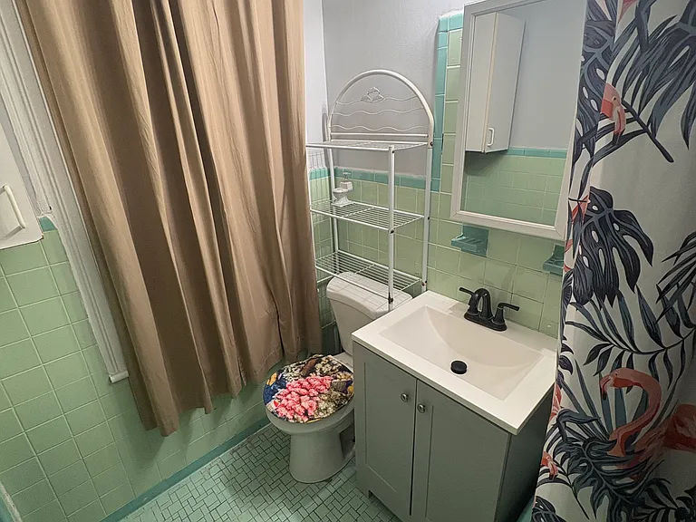 54 Nelson Ave — Photo 6