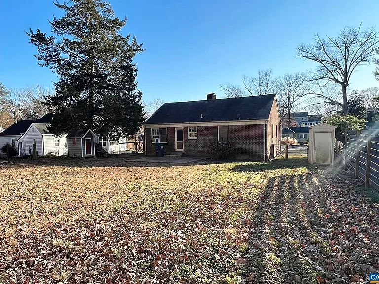 1545 Rugby Ave — Photo 24