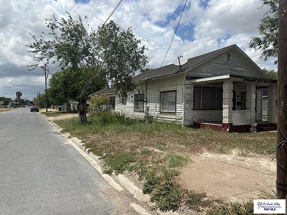 2nd image of 490 Corral St