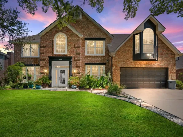 126 Starbridge Ln, Grand Prairie, TX 75052