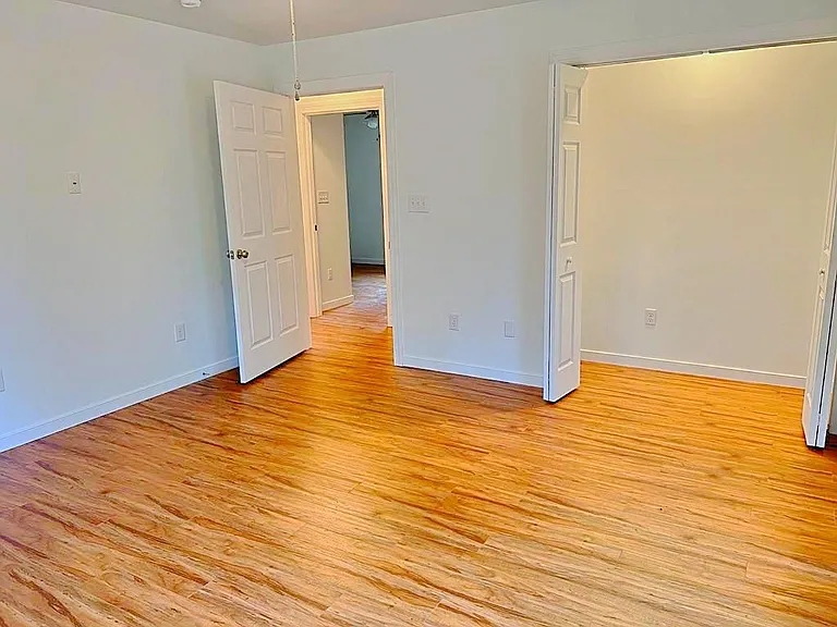 21306 Hull Street Rd — Photo 10