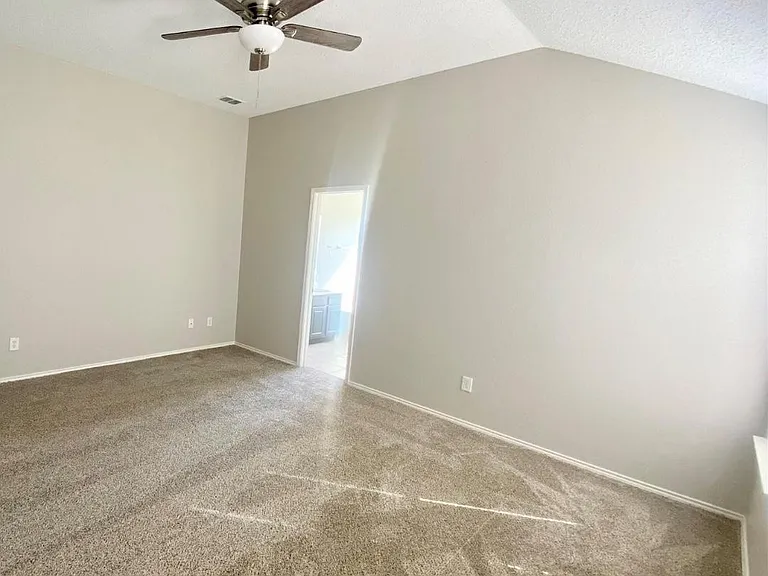 1006 Stockton Dr — Photo 12