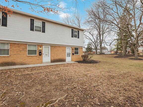 3rd image of 2238 Laurelwood Dr #L