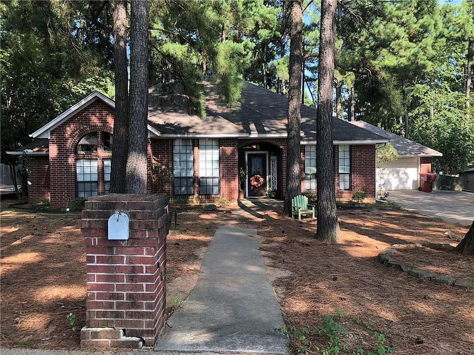 1st image of 522 Spruce Dr