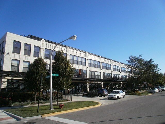 1st image of 1150 W 15th St Unit 104