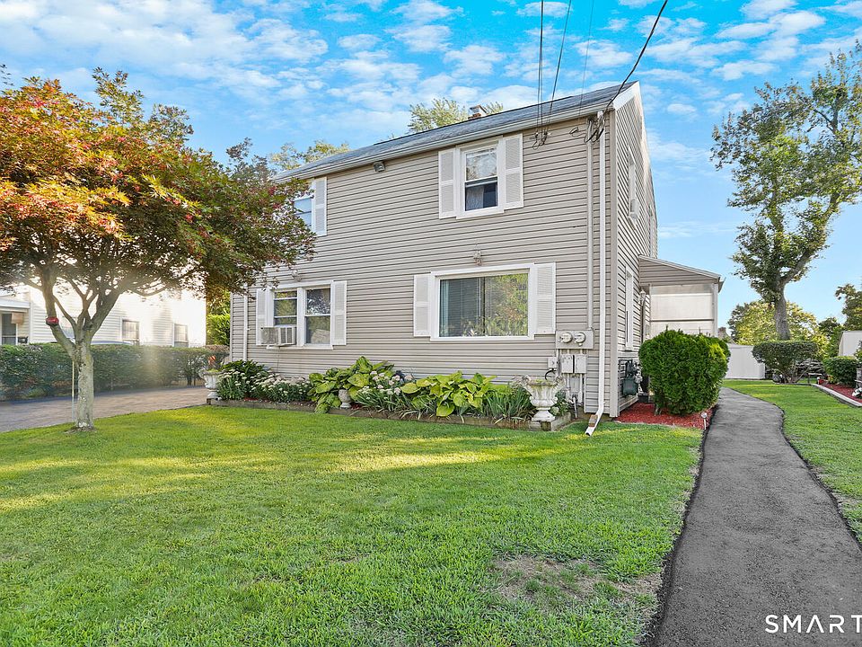 1st image of 82 Garden Dr #82