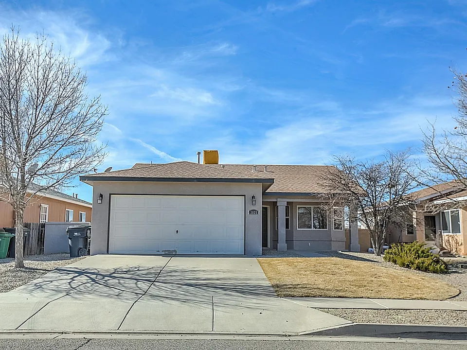 3025 Chama Meadows Dr NE