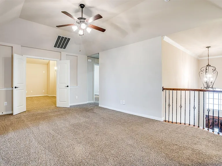 3303 Robin Trl — Photo 17