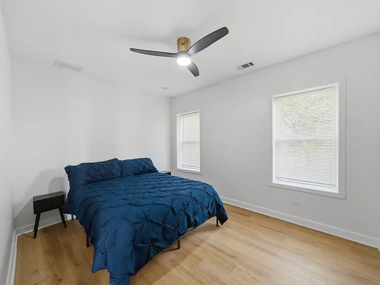 7435 S Euclid Ave #1 — Photo 22