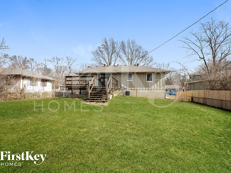 706 SW Merritt St — Photo 15