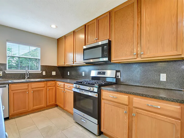 29198 Legends Green Dr — Photo 22