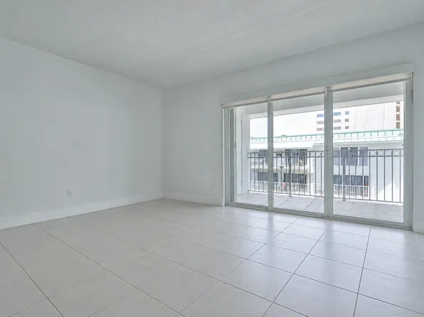 290 Sunrise Dr #3-A, Key Biscayne, FL 33149
