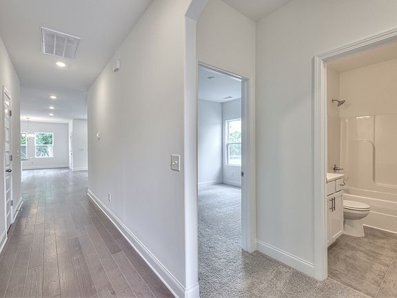 Photo of example home. Selections and finishes may vary.