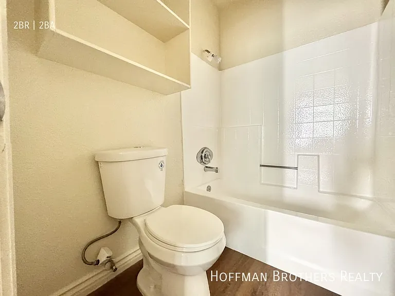 15552 Nordhoff St #105 — Photo 11