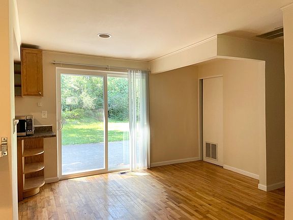 4th image of 4409 150th Ave SE