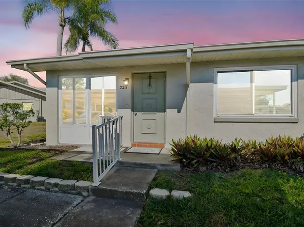 2211 Grenadier Dr #140, Sun City Center, FL 33573