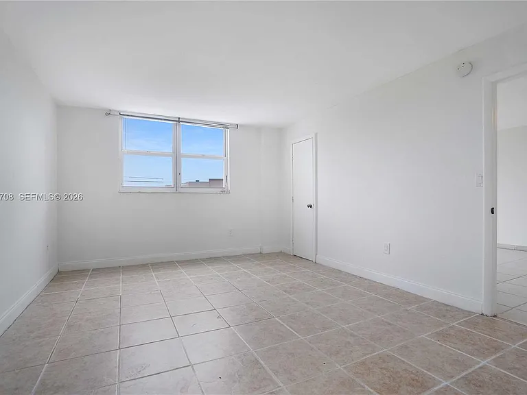 6900 Bay Dr #3H — Photo 14