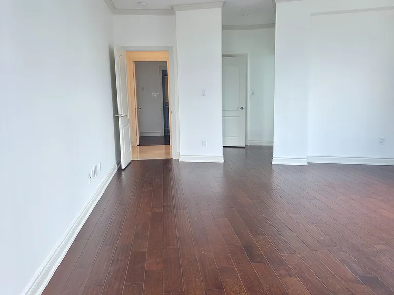 2111 Lake Shore Blvd W #Penthouse 18 — Photo 30