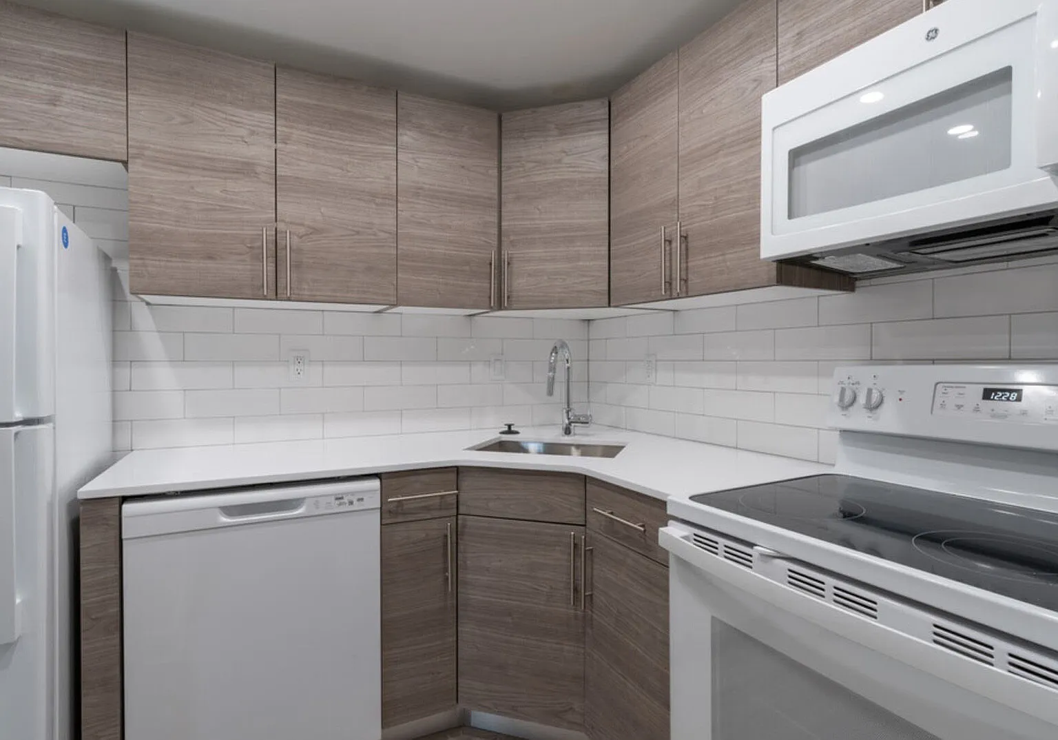 Pottsgrove Townhomes — Photo 2