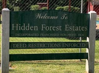 15520 Hickory Dr, Montgomery, TX 77356