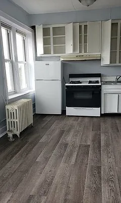 Rented by Brooklyn Real Inc | media 8