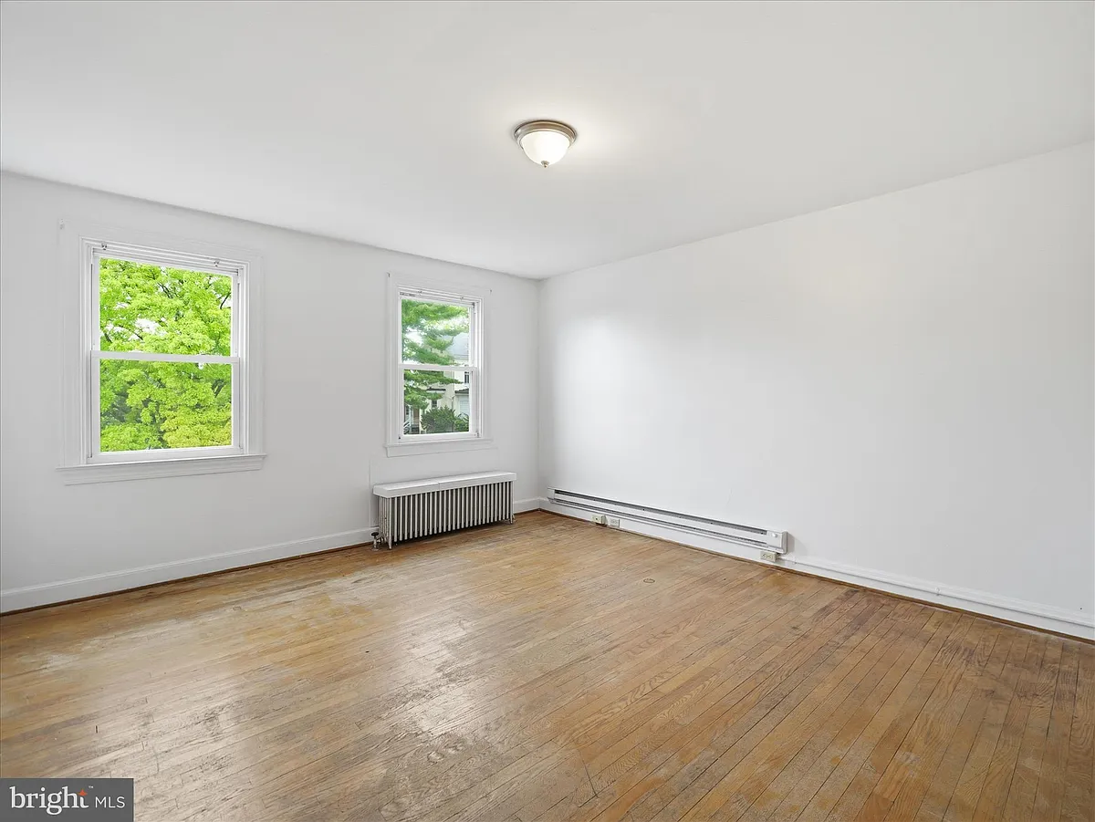 Building Photo - 310 N Potomac St #3N