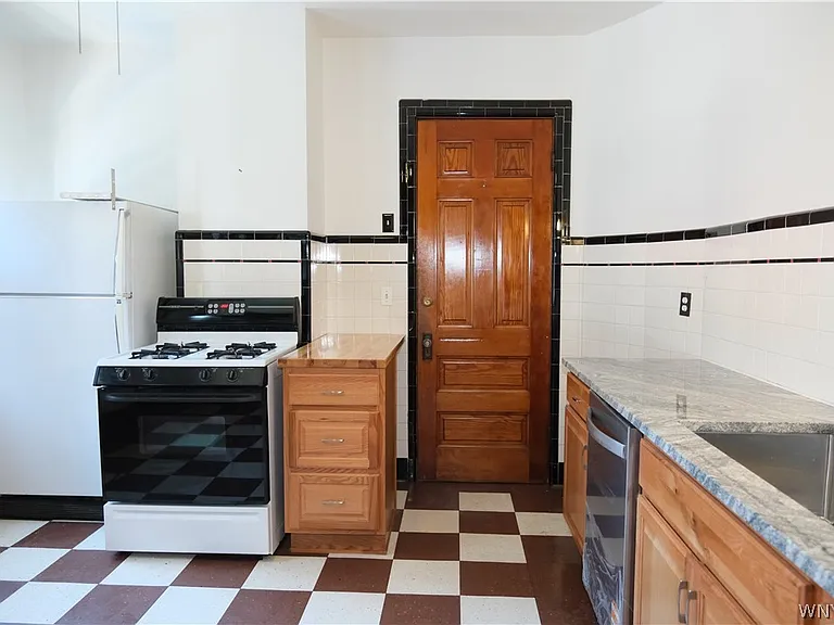 753 Lafayette Ave #UPPER — Photo 15